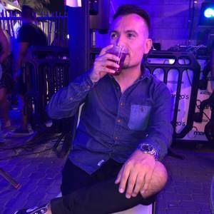 Meet your Posher, Jose